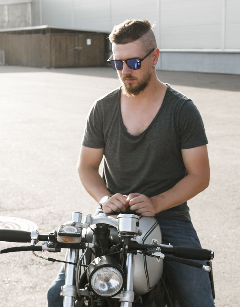 rider-guy-with-classic-style-cafe-racer-motorcycle-PYB5AD7.jpg